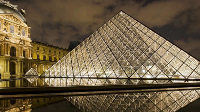 Louvre Museum Paris 410x230 