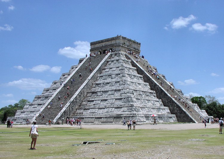 While taking any Cancun Vacations you can visit Chichen itza